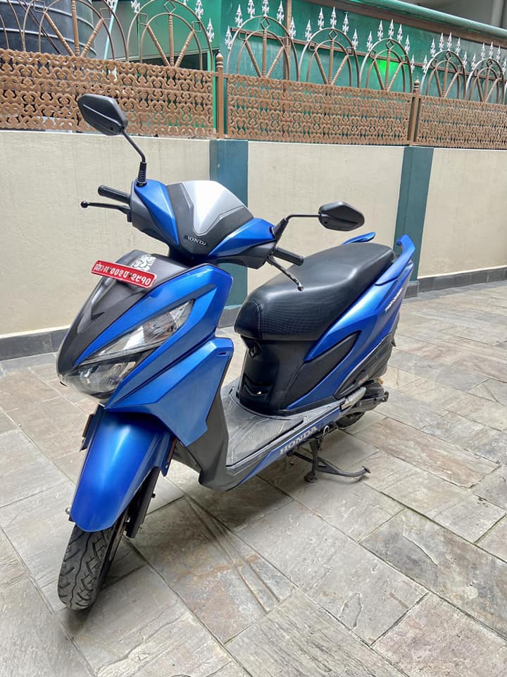 Honda grazia second hand price sale