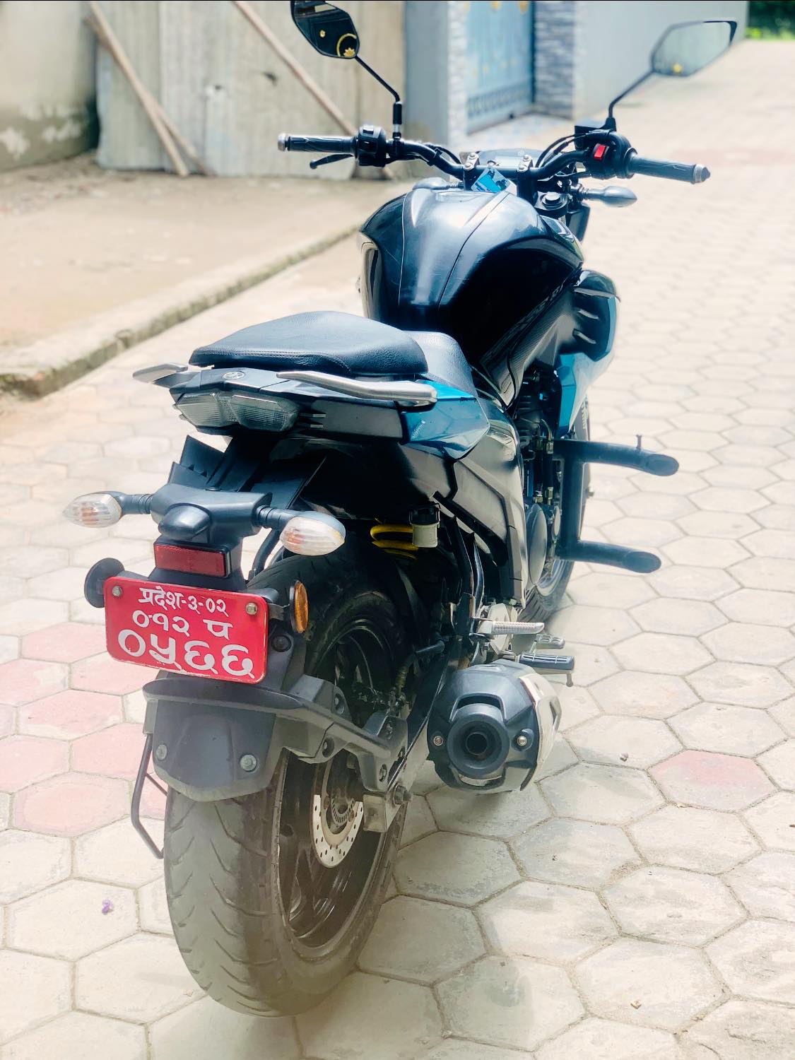 Fz 250 second online hand